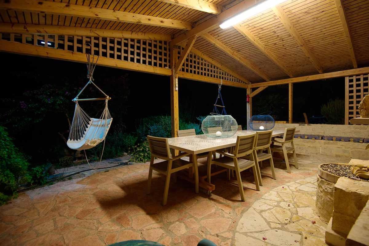 Stonehouse Olivelia - Afrathias Beach 팀파키 외부 사진